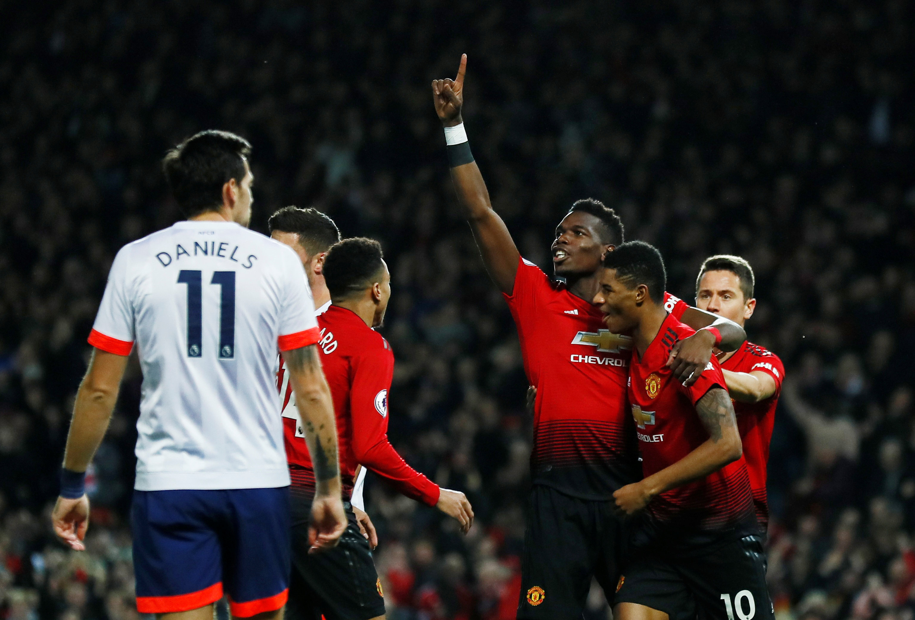 远角进球 远角进球